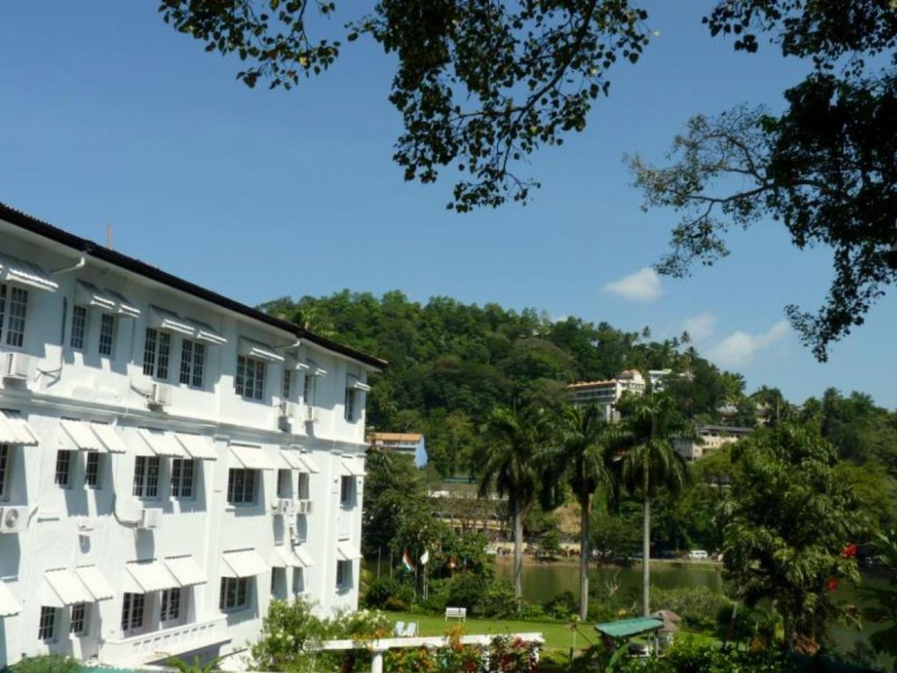 Hotel Suisse